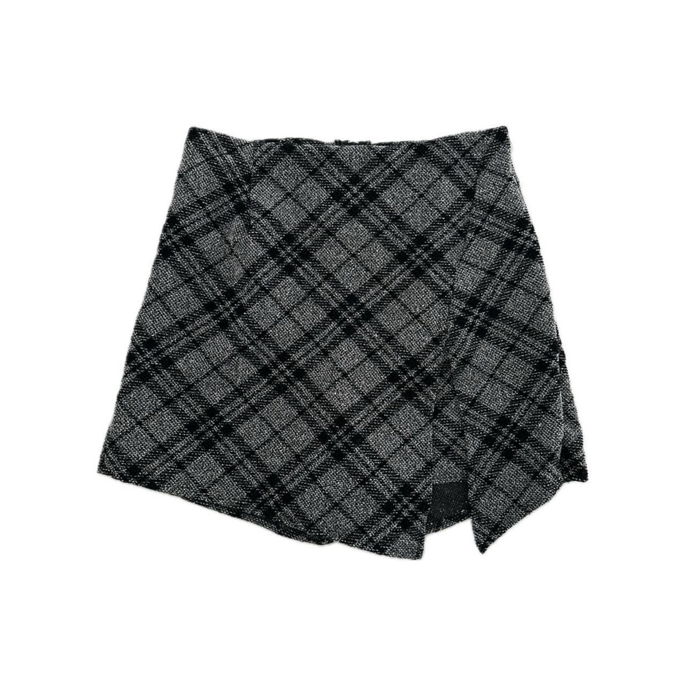windsor : gray plaid mini skirt w built in shorts and slit